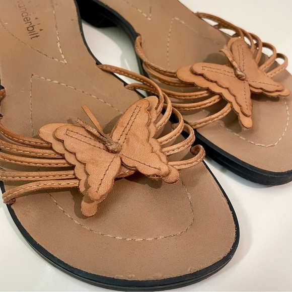 Vintage Y2K Butterfly Leather Slip On Strappy Flats Gloria Vanderbilt Size 7 - Picture 2 of 6